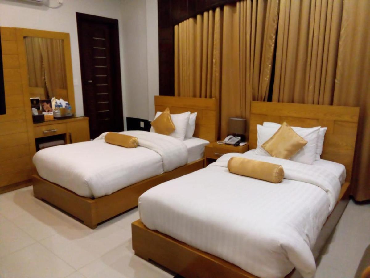 Burj Al Swat Hotel Saidu Sharif Екстер'єр фото