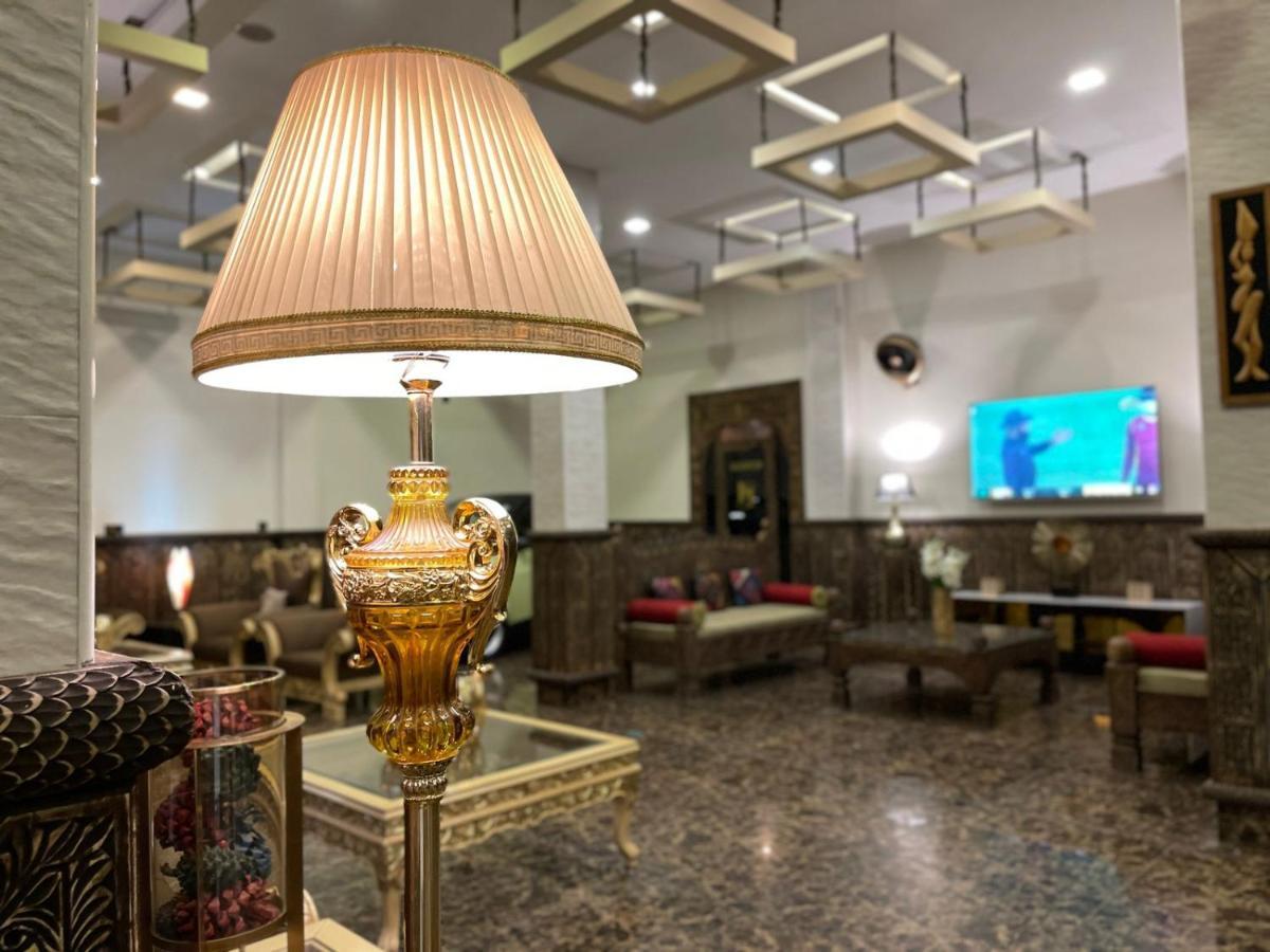 Burj Al Swat Hotel Saidu Sharif Екстер'єр фото