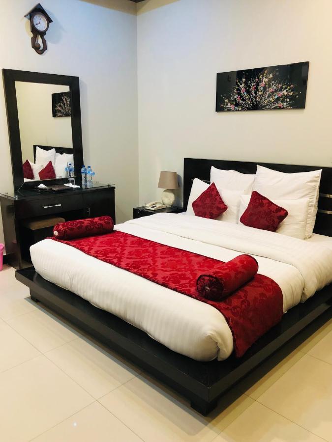 Burj Al Swat Hotel Saidu Sharif Екстер'єр фото